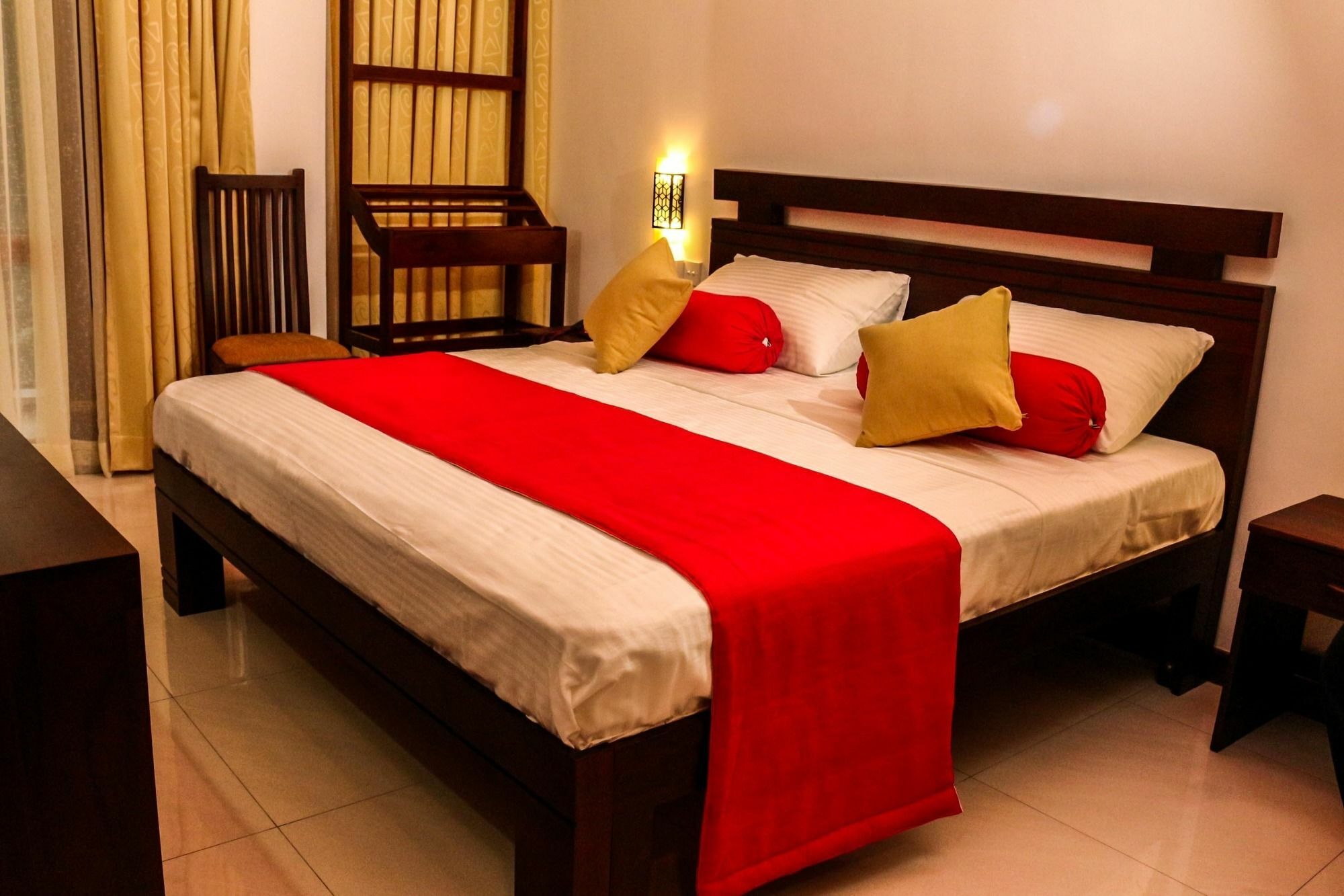 Vin Roma Inn Kandy Exteriör bild